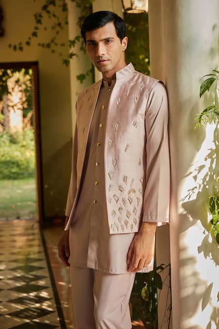 Buy Bohame Pink Silk, Suede, Cotton Sequins, Beads Geometric Embroidered Bundi Kurta Set Online at Aza Fashions Buy_Bohame_Pink Silk, Suede, Cotton Sequins, Beads Geometric Embroidered Bundi Kurta Set_Online_at_Aza_Fashions