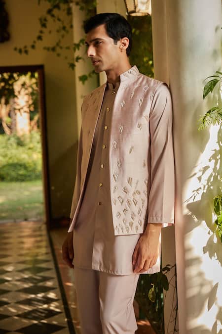 Bohame Pink Silk, Suede, Cotton Sequins, Beads Geometric Embroidered Bundi Kurta Set at Aza Fashions Bohame_Pink Silk, Suede, Cotton Sequins, Beads Geometric Embroidered Bundi Kurta Set_at_Aza_Fashions