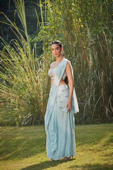 Buy Bohame Blue Cotton, Crepe Embroidery Sweetheart Neck Mint Pre-draped Saree Set Online at Aza Fashions Buy_Bohame_Blue Cotton, Crepe Embroidery Sweetheart Neck Mint Pre-draped Saree Set _Online_at_Aza_Fashions