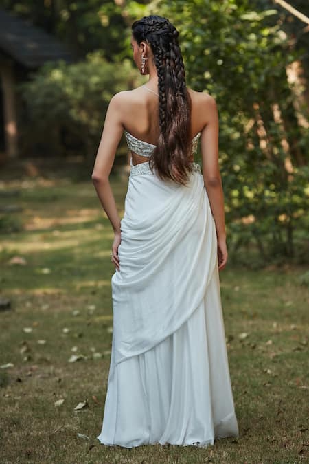 Bohame_Off White Crepe Cut Work, Beads Sweetheart Geometric Embroidered Saree Gown _Online_at_Aza_Fashions