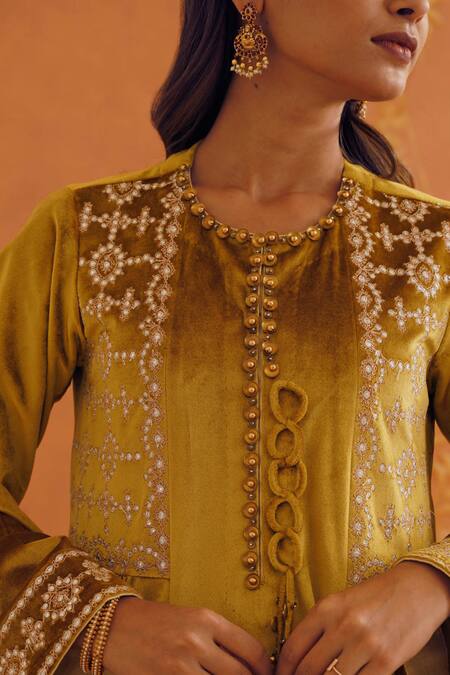 Inej_Yellow Velvet Tassels, Beads, Sequins Round Neck Floral Embroidered Anarkali Set _at_Aza_Fashions