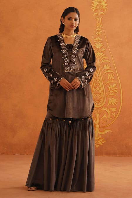 Inej_Brown Velvet Beads V-neck Floral Embroidered Kurta Gharara Set _Online_at_Aza_Fashions