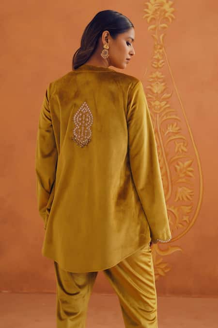 Inej Floral Velvet Top & Bell Bottom Pant Set 