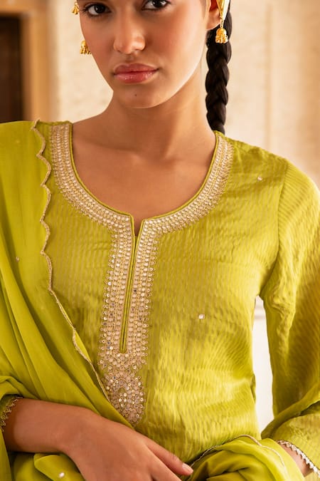 Buy_Karaj Jaipur_Green Silk, Muslin, Organza Sequins, Mirrors Split V-neck Embroidered Kurta Set _Online_at_Aza_Fashions