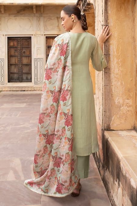 Shop Karaj Jaipur Green Crepe, Cotton, Organza Floral Printed Dupatta And Embroidered Kurta Set at Aza Fashions Shop_Karaj Jaipur_Green Crepe, Cotton, Organza Floral Printed Dupatta And Embroidered Kurta Set _at_Aza_Fashions