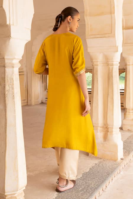 Karaj Jaipur Zari Embroidered Asymmetric Kurta & Pant Set 