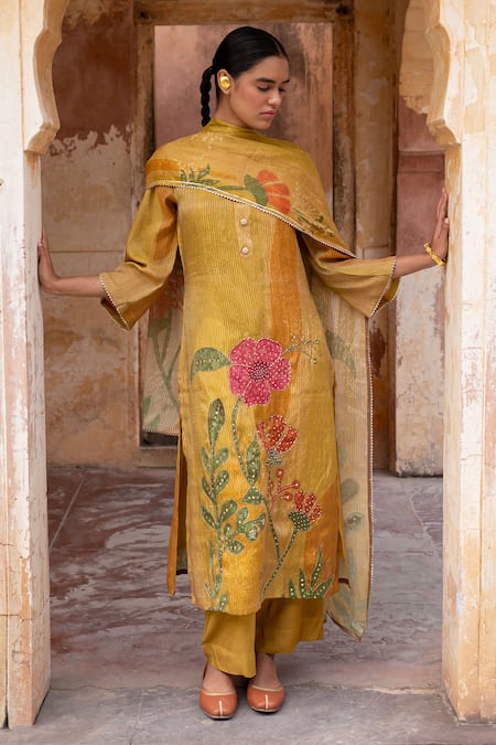 Buy Karaj Jaipur Yellow Cotton, Organza Mirrors, Embroidery Split V-neck Floral Zari Kurta Set Online at Aza Fashions Buy_Karaj Jaipur_Yellow Cotton, Organza Mirrors, Embroidery Split V-neck Floral Zari Kurta Set _Online_at_Aza_Fashions