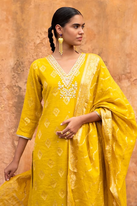 Karaj Jaipur Yellow Kota Doria, Cotton Tassels V-neck Banarasi Embroidered Kurta And Pant Set Online at Aza Fashions Karaj Jaipur_Yellow Kota Doria, Cotton Tassels V-neck Banarasi Embroidered Kurta And Pant Set _Online_at_Aza_Fashions