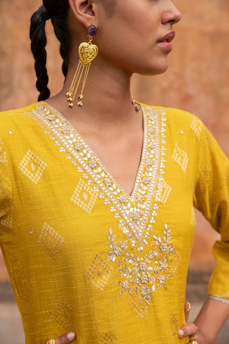 Karaj Jaipur Yellow Kota Doria, Cotton Tassels V-neck Banarasi Embroidered Kurta And Pant Set at Aza Fashions Karaj Jaipur_Yellow Kota Doria, Cotton Tassels V-neck Banarasi Embroidered Kurta And Pant Set _at_Aza_Fashions