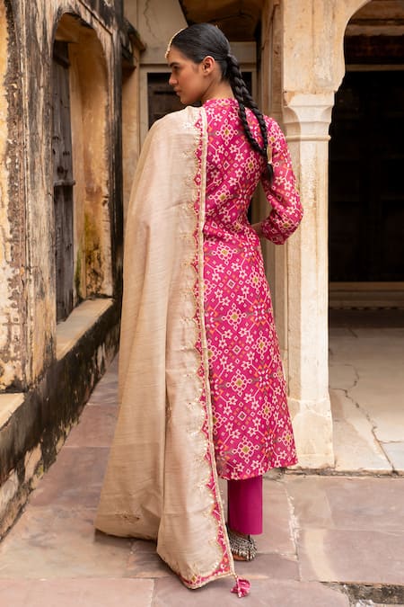 Shop Karaj Jaipur Pink Chanderi, Cotton Tassels Bandeau Neck Patola Print Kurta Set at Aza Fashions Shop_Karaj Jaipur_Pink Chanderi, Cotton Tassels Bandeau Neck Patola Print Kurta Set _at_Aza_Fashions