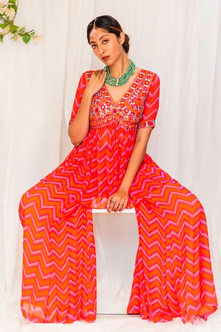 Lavina sippy Chevron Print Peplum Kurta & Sharara Set 