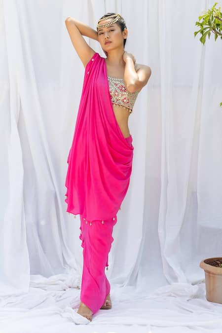 Buy_Lavina Sippy_Pink Crepe Mirrors, Sequins Scoop Neck Pre-draped Saree With Embroidered Blouse _Online_at_Aza_Fashions