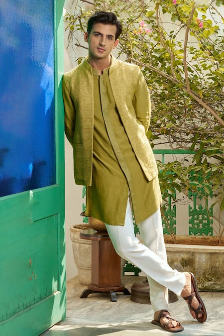 Philocaly Fray Embroidered Green Bundi Kurta Set 