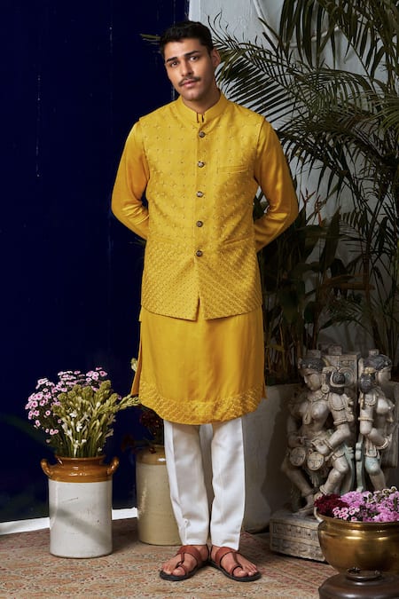 Philocaly Lattice Embroidered Yellow Bundi Kurta Set 