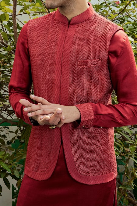 Buy_Philocaly_Red Cotton, Silk Embroidery Chevron Bundi _Online_at_Aza_Fashions