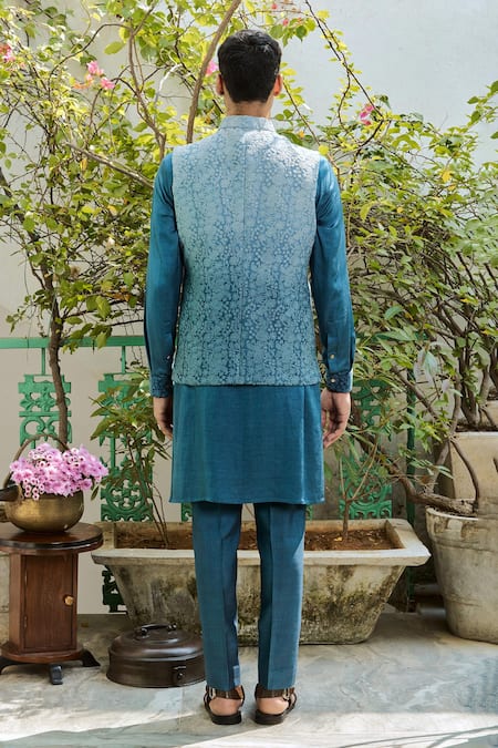 Philocaly Embroidered Bundi Set with Kurta & Trouser 
