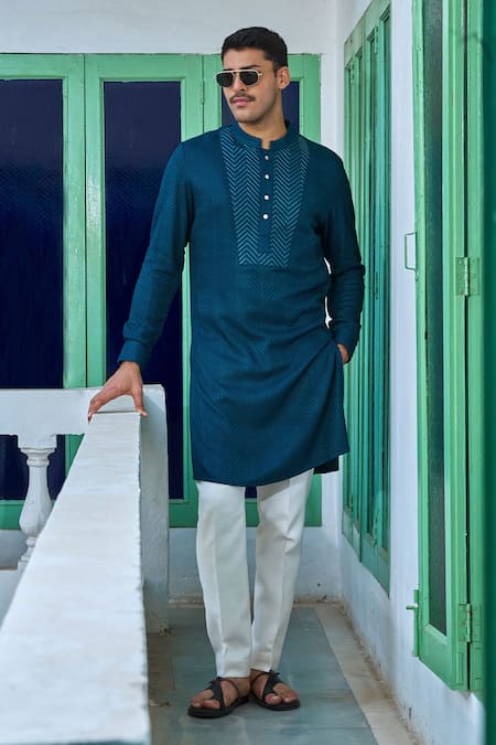 Philocaly Sargam Chevron Embroidered Kurta 