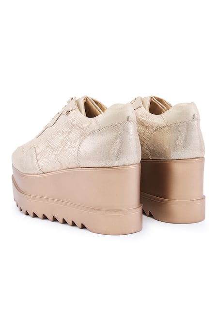 Buy Anaar Gold Groove Signature Geometric Pattern Sneaker Wedges Online at Aza Fashions Buy_Anaar_Gold Groove Signature Geometric Pattern Sneaker Wedges _Online_at_Aza_Fashions