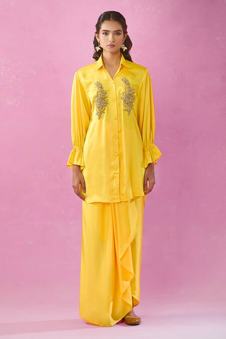 Shop_Kunwarani Ritu_Yellow Satin Zari Collared Zardozi Embroidered Shirt And Skirt Set _Online_at_Aza_Fashions