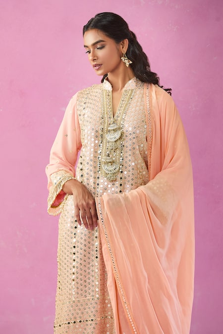 Shop_Kunwarani Ritu_Peach Georgette Mirrors, Sequins, Pearls, Embroidery Mandarin Work Kurta Set _Online_at_Aza_Fashions
