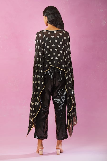 Kunwarani Ritu Black Sequin Butti Embroidered Tunic & Pant Set 