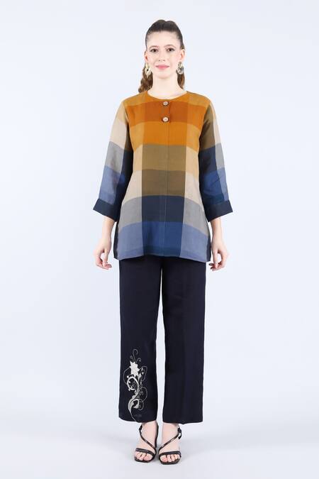 Linen Bloom_Multi Color Linen Round Neck Multicolored Gradient Checkered Tunic _Online_at_Aza_Fashions