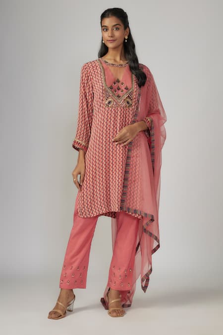 Sandhya Shah Banhi Mirror Embroidered Kurta Pant Set 