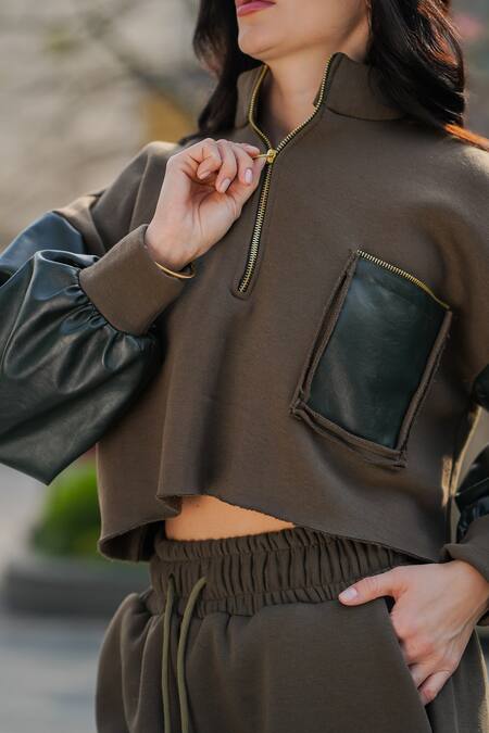 Buy_The Episode_Green Fleece 52% Cotton And 48% Polyester Cropped Sweatshirt With Joggers Set _Online_at_Aza_Fashions