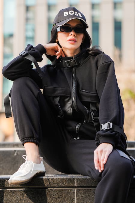 Shop_The Episode_Black Fleece Buckles High Neck Detail Sweatshirt And Joggers Set _Online_at_Aza_Fashions