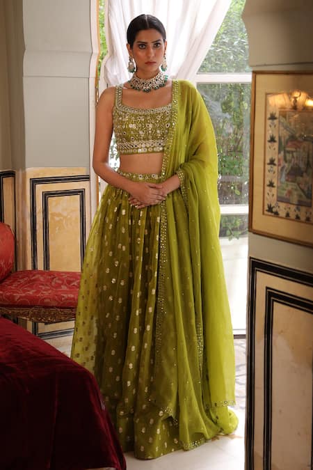 Shop_Neha Khullar_Green Banarasi Organza Sequin And Mirror, Zari Scoop Neck Lehenga Set _at_Aza_Fashions