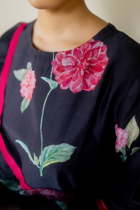 Juanita By Shubhda Black Chanderi Printed Dahlia Round Kurta Set at Aza Fashions Juanita By Shubhda_Black Chanderi Printed Dahlia Round Kurta Set_at_Aza_Fashions
