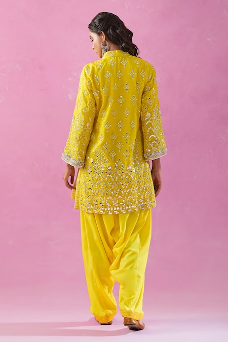 Shop Kunwarani Ritu Yellow Georgette Mirrors, Sequins, Zari, Embroidery Mandarin Collar Kurta Set at Aza Fashions Shop_Kunwarani Ritu_Yellow Georgette Mirrors, Sequins, Zari, Embroidery Mandarin Collar Kurta Set _at_Aza_Fashions