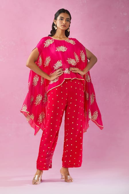 Kunwaraniritu Zardozi Embroidered Cape With Pant 