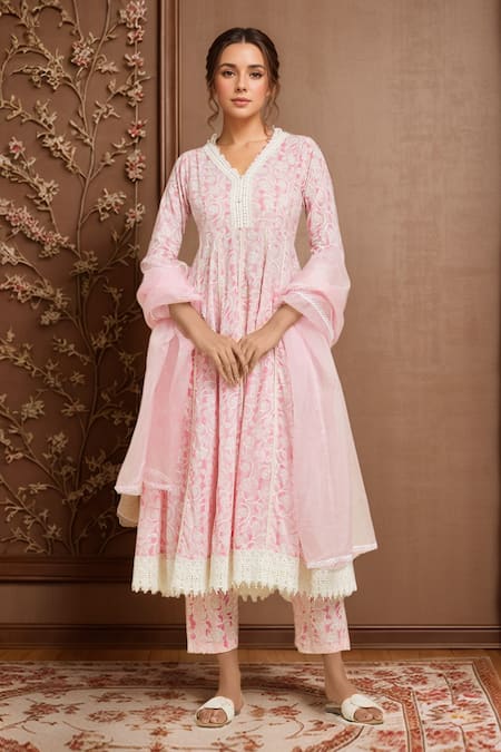 Samyukta Singhania Pink Cotton Printed And Embroidered Floral Vine & Lace Work V Anarkali Set 