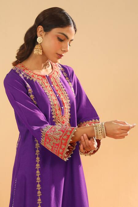 Buy Sheetal Batra Purple Organza, Sequins, Zari Kirandori Blossom Embroidered Kurta Set Buy_Sheetal Batra_Purple Organza, Sequins, Zari Kirandori Blossom Embroidered Kurta Set