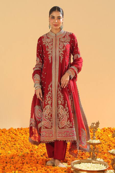 Shop Sheetal Batra Red Silk Organza, Silk, Chanderi Sequins, Paisley Garden Embroidered Kurta Set Online at Aza Fashions Shop_Sheetal Batra_Red Silk Organza, Silk, Chanderi Sequins, Paisley Garden Embroidered Kurta Set _Online_at_Aza_Fashions
