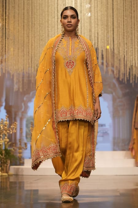 Sheetal Batra Yellow Organza, Satin Sequins, Zari Mughal Bloom Embroidered Kurta Set Online at Aza Fashions Sheetal Batra_Yellow Organza, Satin Sequins, Zari Mughal Bloom Embroidered Kurta Set _Online_at_Aza_Fashions