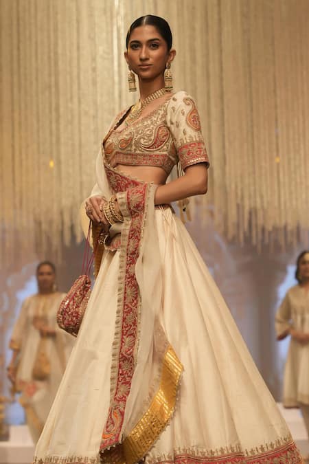Buy Sheetal Batra Ivory Ramie, Silk Organza Embroidery, Diamonds Kirandori Lehenga Set Online at Aza Fashions Buy_Sheetal Batra_Ivory Ramie, Silk Organza Embroidery, Diamonds Kirandori Lehenga Set _Online_at_Aza_Fashions
