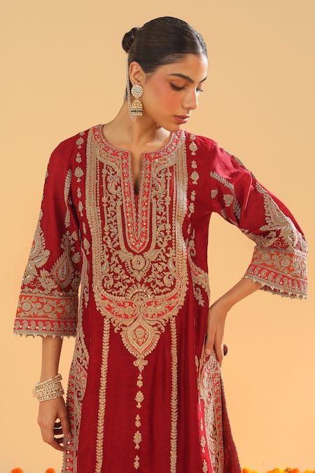 Sheetal Batra Red , Chanderi, Organza Embroidery, Zari Split Kirandori Kurta Set at Aza Fashions Sheetal Batra_Red , Chanderi, Organza Embroidery, Zari Split Kirandori Kurta Set _at_Aza_Fashions