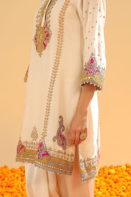 Shop Sheetal Batra Ivory , Organza Embroidery Collared Kirandori Kurta Set Online at Aza Fashions Shop_Sheetal Batra_Ivory , Organza Embroidery Collared Kirandori Kurta Set _Online_at_Aza_Fashions