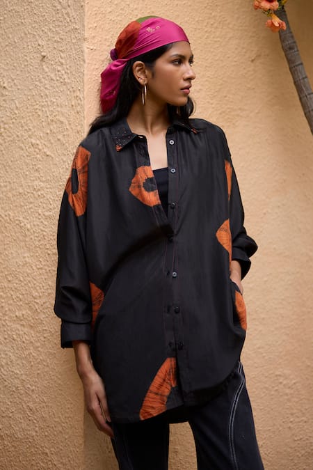 Medha Scattered Bandhani Placement Pattern Shirt 