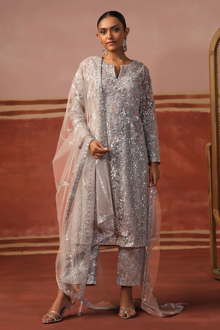 Sabe Zari Jaal Embroidered Kurta Pant Set 