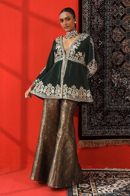 Sabe Gota Patti Embroidered Peplum Kurta With Sharara 