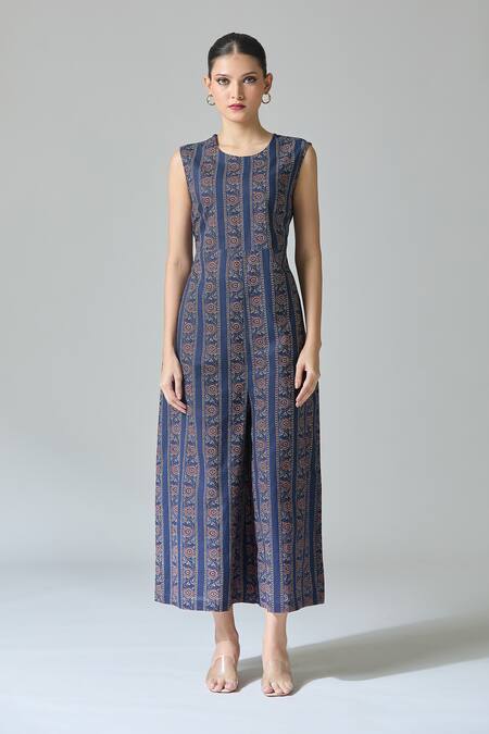 Samyukta Singhania_Blue Cotton Round Neck Wildbloom Handblock Print Jumpsuit_Online_at_Aza_Fashions
