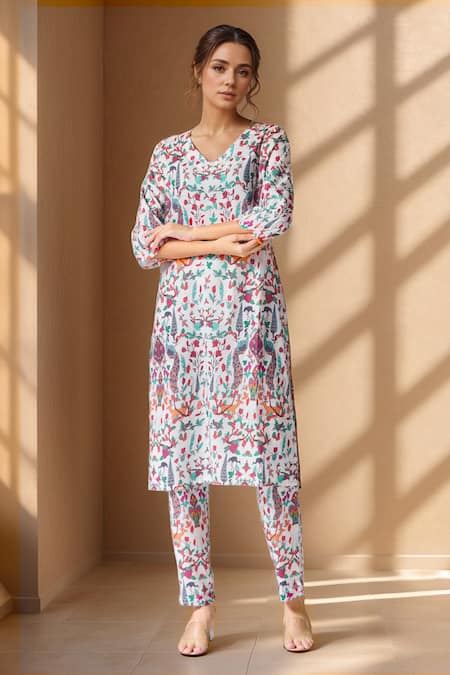 Samyukta Singhania Gardenia Print Kurta With Pant 