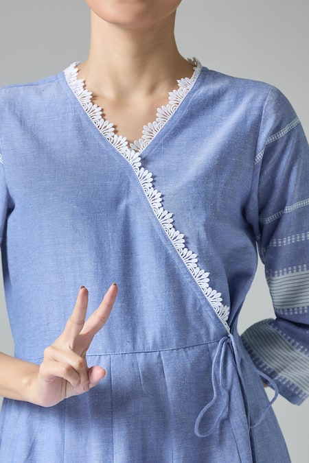 Naintara Bajaj_Blue Cotton Lace V-neck Embellished Anarkali Set _Online_at_Aza_Fashions