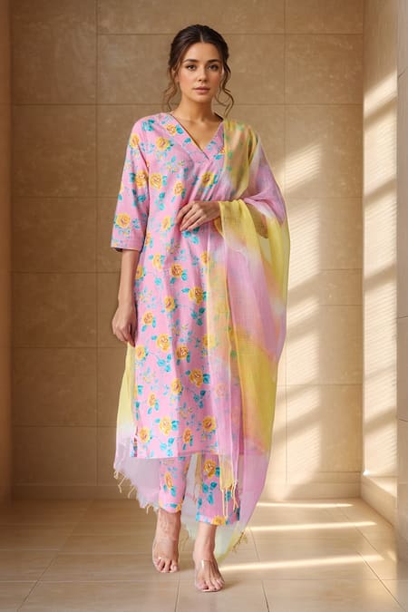 Samyukta Singhania Peach Bloom Print Kurta Set 