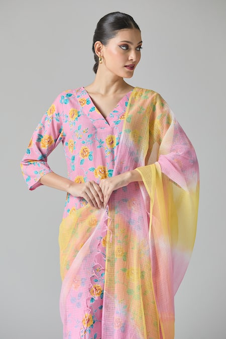 Buy Samyukta Singhania Peach Cotton, Kota Doria Embroidery V-neck Bloom Print Kurta Set Buy_Samyukta Singhania_Peach Cotton, Kota Doria Embroidery V-neck Bloom Print Kurta Set