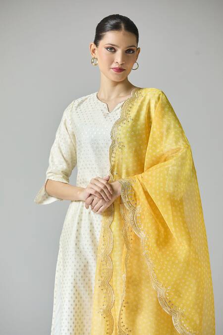 Samyukta Singhania_White Chanderi Embroidery Round Neck Prism Embellished Kurta Set_Online_at_Aza_Fashions