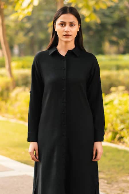 Buy_RAAS LIFE_Black Wool Collared Solid Kurta Set With Pant _Online_at_Aza_Fashions